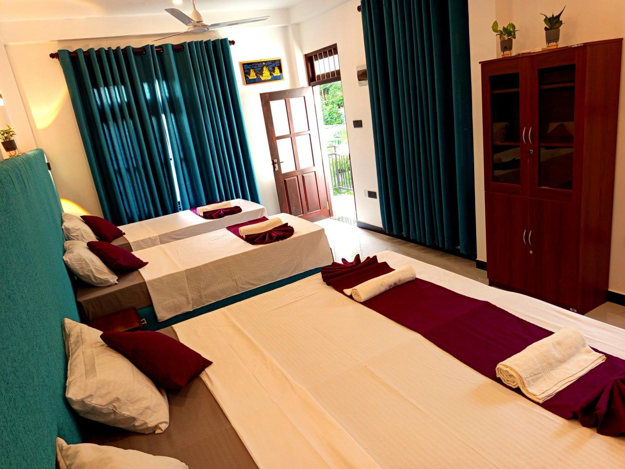 Olu Bunk Appartement Zuid-Dikwella Buitenkant foto