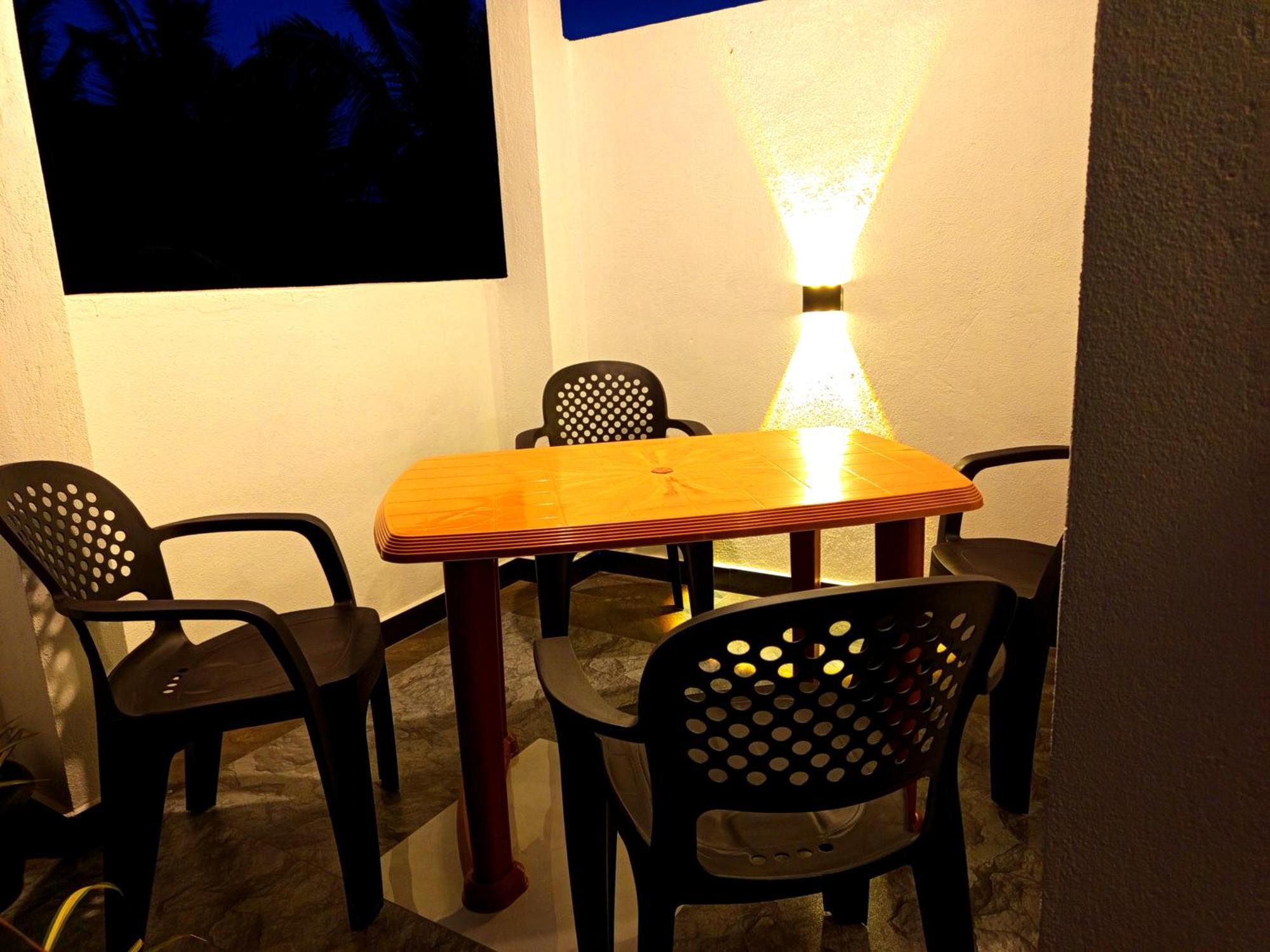 Olu Bunk Appartement Zuid-Dikwella Buitenkant foto