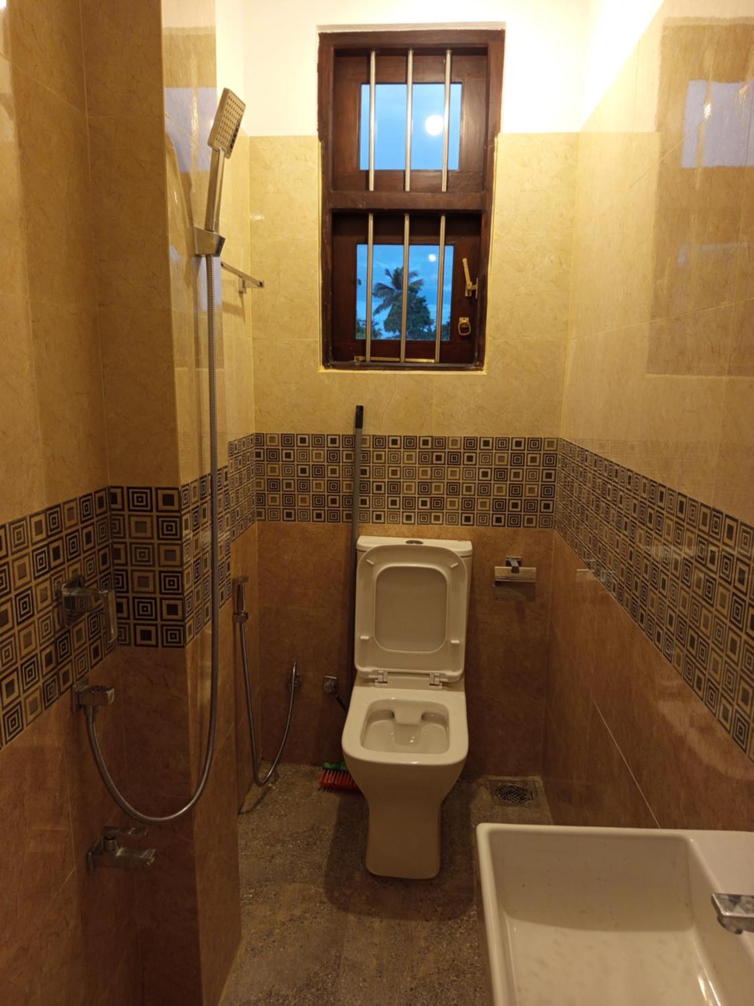 Olu Bunk Appartement Zuid-Dikwella Buitenkant foto